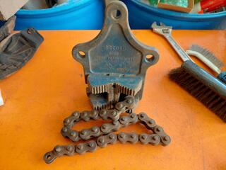 Record 183 Drop Forged Steel Chain Vice
