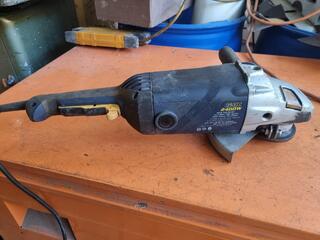 GMC Corded 230mm Angle Grinder