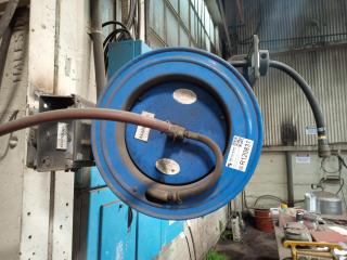 Retracting Air Hose Reel