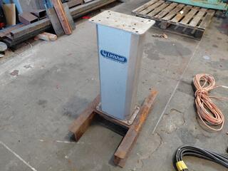 Linshall Pedestal on Metal Frame 