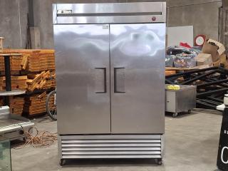 True Manufacturing T-49 Commercial Refrigerator