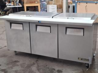 True Manufacturing Refridgerated Food Prep Table