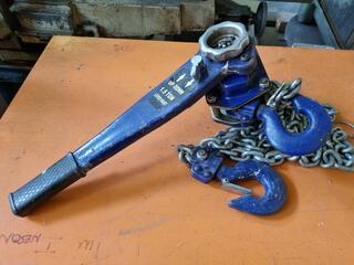1.5-Ton Ratchet Lever Chain Block