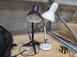 2 x Lamps