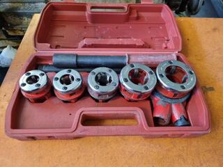 Ratchet Pipe Threading Tool Set