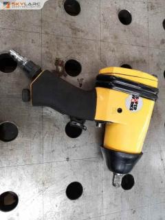 Super Works Pneumatic 1/2-Inch Impact Wrench
