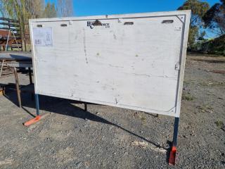 Free Standing Workshop Divider Wall