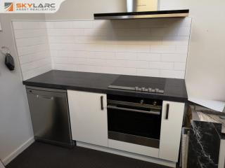 Small Kitchen Setup w/ Fisher & Paykel Branded Oven, Hob, Extractor & Dishwasher