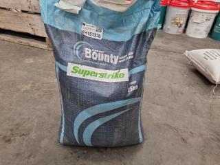 25kg  Grassland Bounty Medium Leaf White Clover Seed