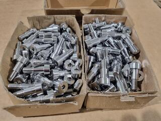 304 Grade Stainless Shoulder Bolts, 160x Units, New
