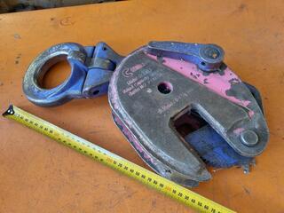 3000kg Vertical Plate Clamp by Challenger