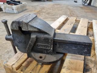 Record No.5 Benchtop Vice