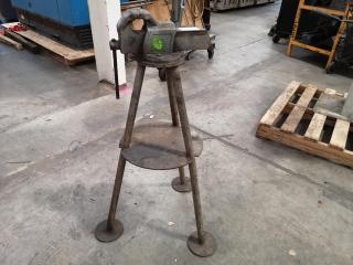 Workshop Vice on Heavy Steel Stand