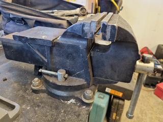 SCA Benchtop Vice