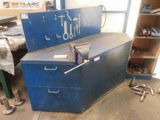 Angle Workbench with Vice