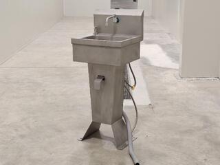 Stainless steel pedestal hand wash basin