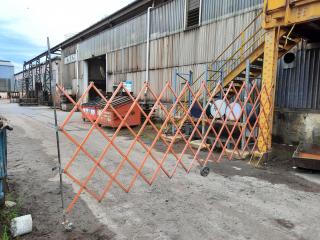 Xpando Retractable Worksite Barrier (5M)