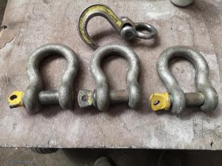 3x 9.5-ton D-Shackles w/ 1x 3.25-Ton D-Shackle w/ Hook