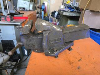 Record Metal Vice 