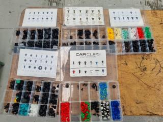 5x Cases of Assorted Vehicle Clips