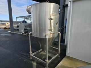 Stainless Tank on Stand