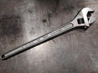 24" (600mm) Adjustable Crescent Wrench