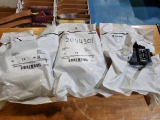 3x Allen Bradley Series 9000 Photoelectric Sensors