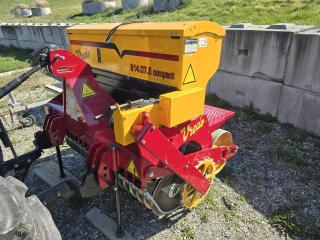Vredo Turf Overseeders