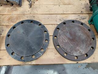 Steel circular plates with bolt holes