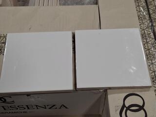 Quintessenza Genesi Bianco 132x132 Tiles - 38m2