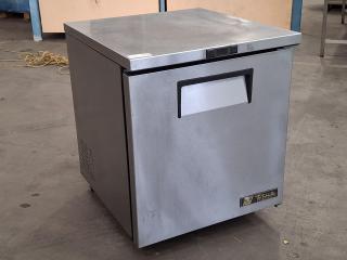 True Manufacturing  Underbar Refrigerator
